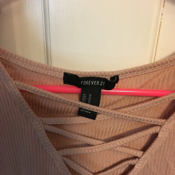 Crop top - Picture 2 of 2